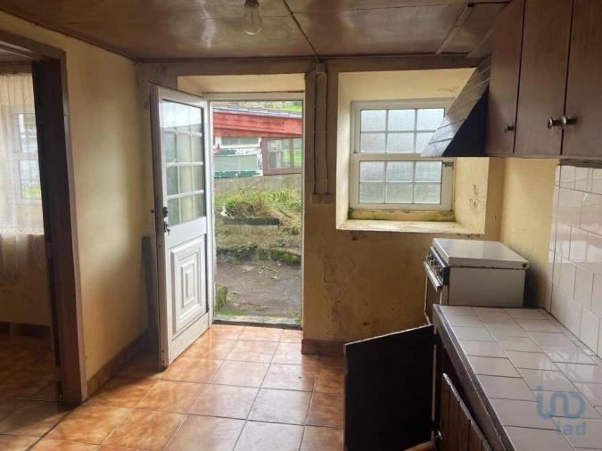 Moradia T2 para Venda em Santo Amaro Foto 6