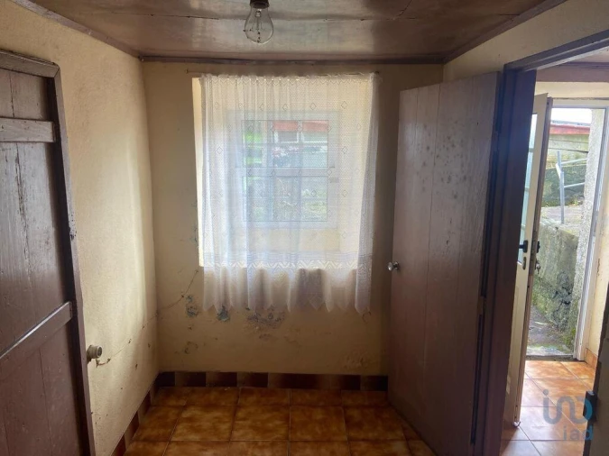 Moradia T2 para Venda em Santo Amaro Foto 9