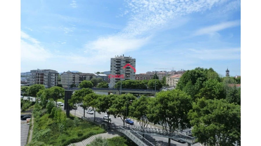 Escritório para Venda em Braga (Maximinos, Sé e Cividade) Foto 2