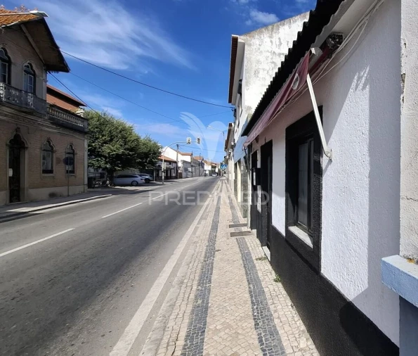 Loja para Venda em Alpiarça Foto 3