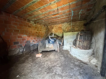 Moradia T4 para Venda em Miranda