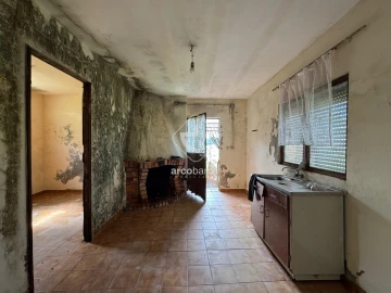 Moradia T4 para Venda em Miranda