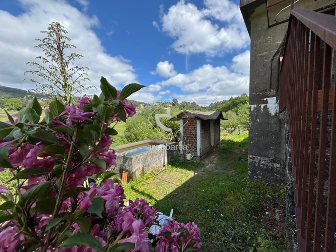 Moradia T4 para Venda em Miranda Foto 10