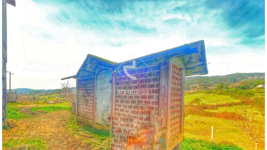 Moradia T4 para Venda em Miranda Foto 30