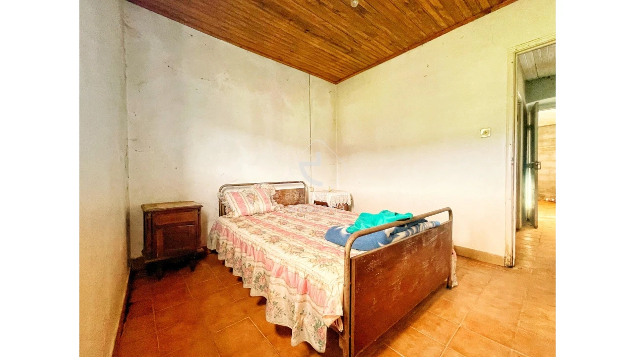 Moradia T4 para Venda em Miranda Foto 7