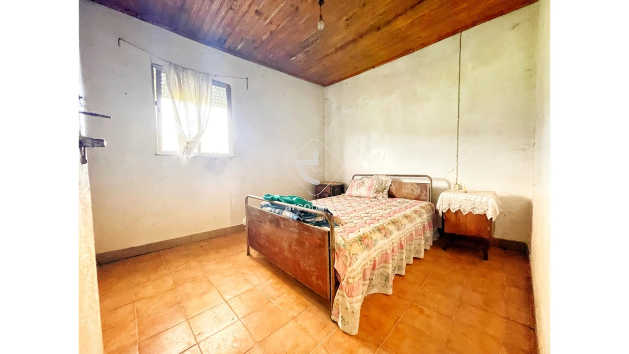 Moradia T4 para Venda em Miranda Foto 8