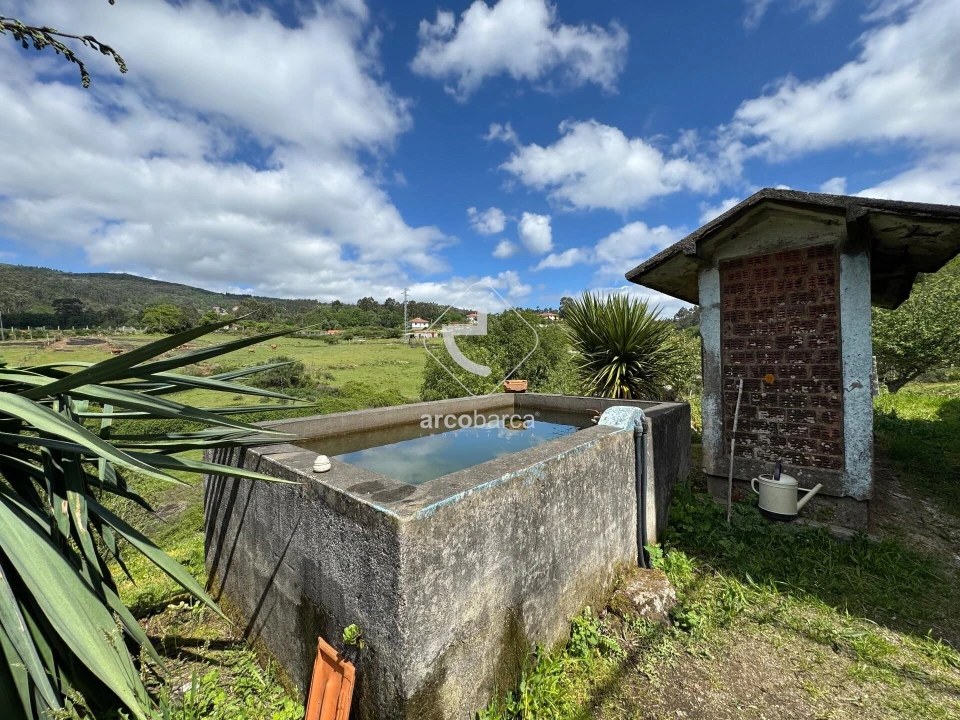 Moradia T4 para Venda em Miranda Foto 11