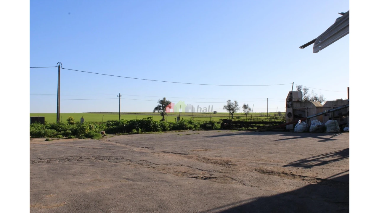 Armazém para Venda em Beja (Santiago Maior e São João Baptista) Foto 3