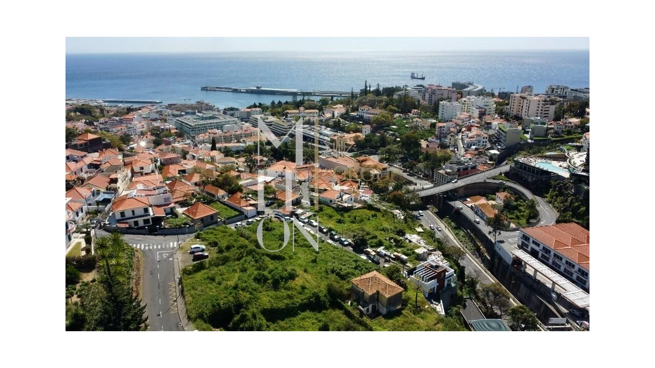 Terreno para Venda em Funchal (São Pedro) Foto 9