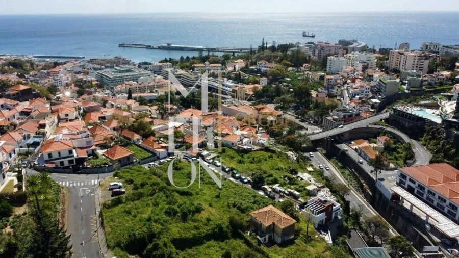 Terreno para Venda em Funchal (São Pedro) Foto 9