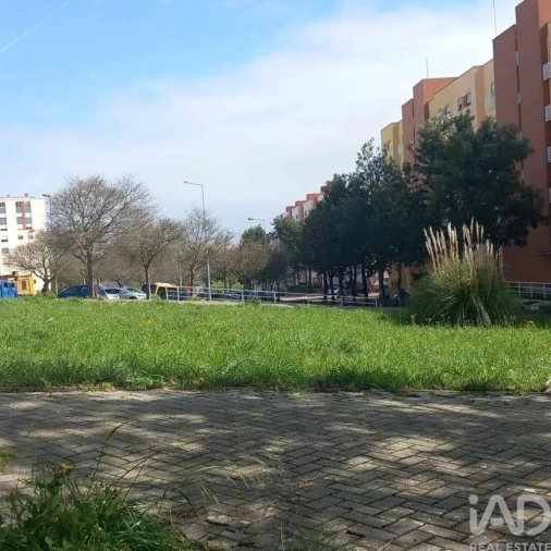 Terreno para Venda em Caparica e Trafaria Foto 1