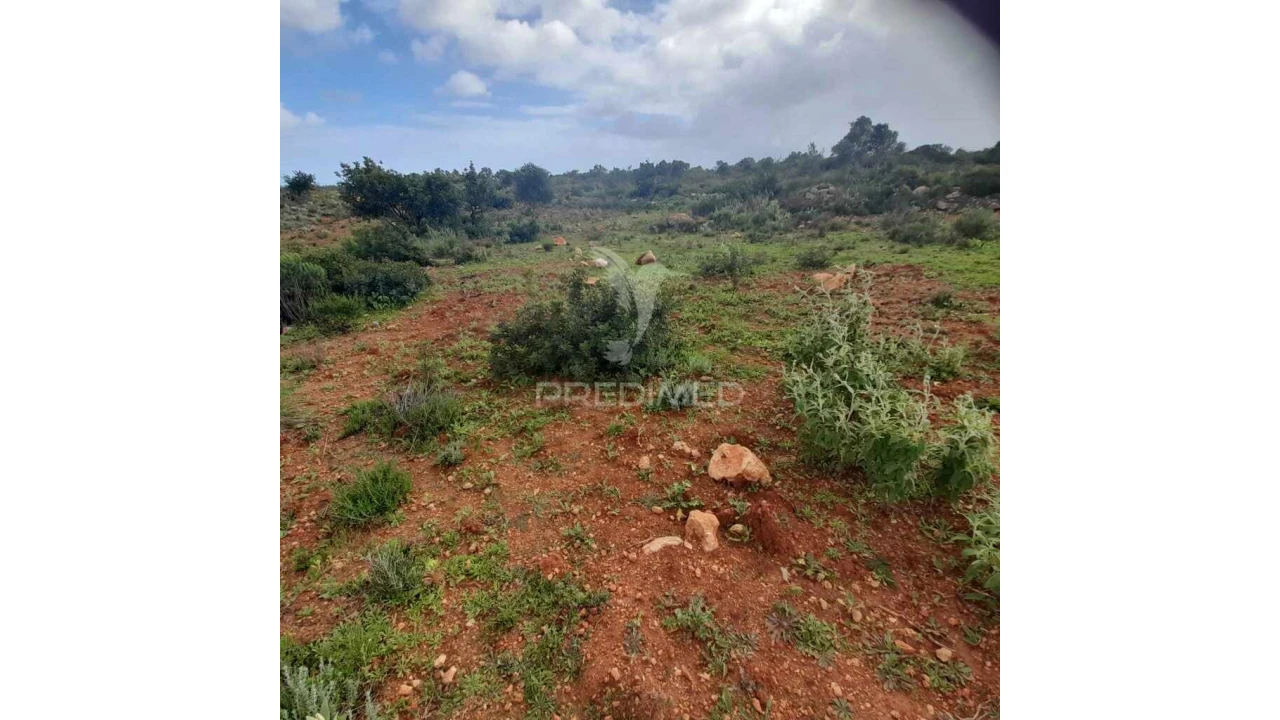 Terreno para Venda em Quelfes Foto 7