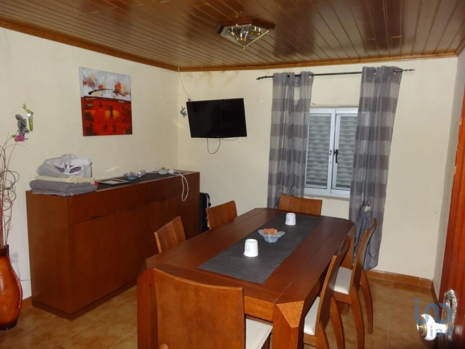 Moradia T4 para Venda em Aguas Frias Foto 13