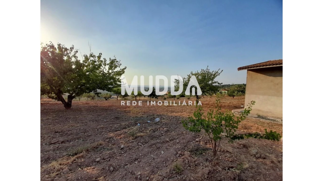 Quinta T4 para Venda em Vimioso Foto 14