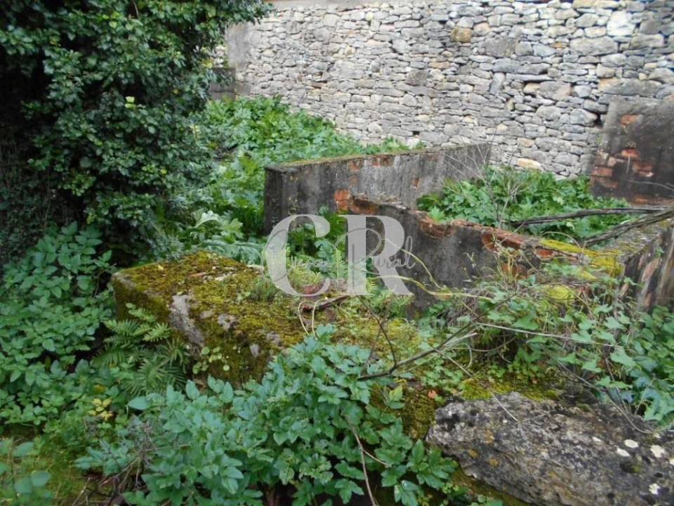 Moradia T2 para Venda em Nossa Senhora do Pranto Foto 10