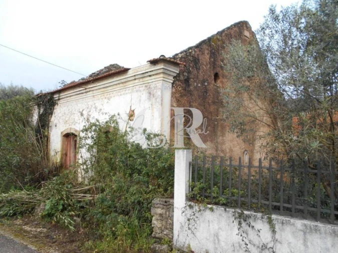 Moradia T2 para Venda em Nossa Senhora do Pranto Foto 18