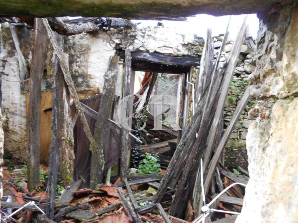 Moradia T2 para Venda em Nossa Senhora do Pranto Foto 12