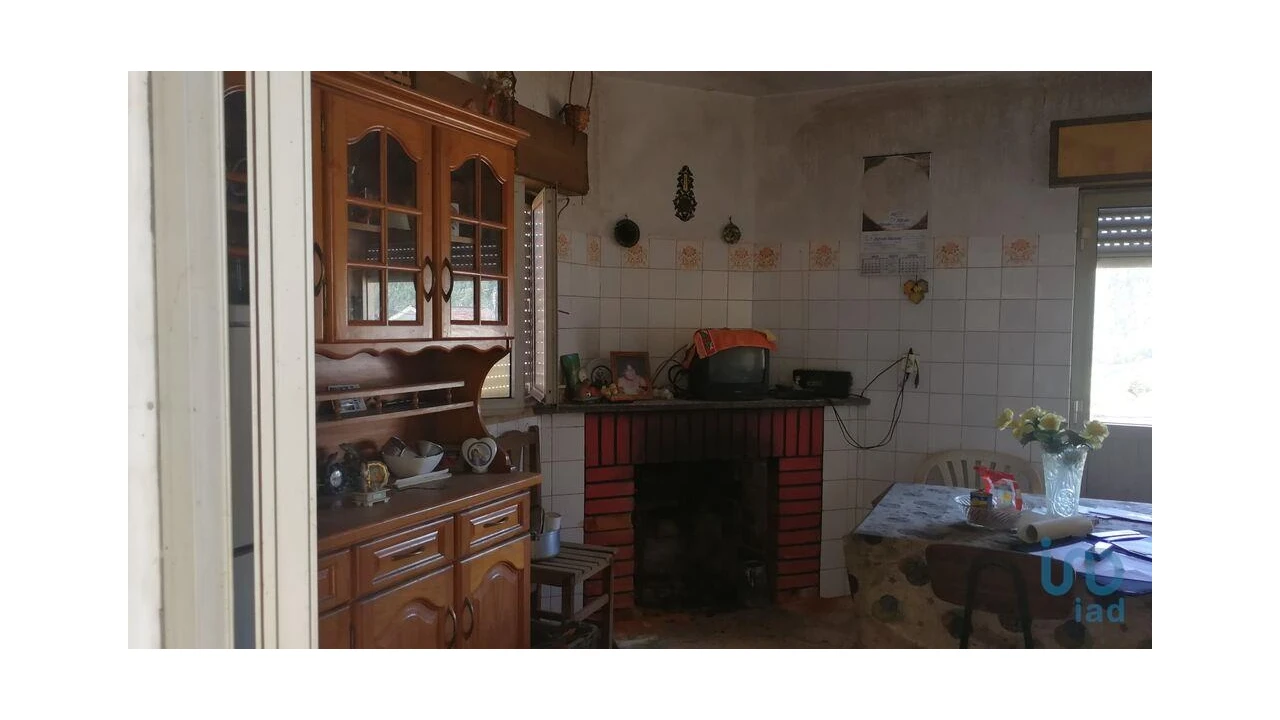 Moradia T3 para Venda em Aguda Foto 14