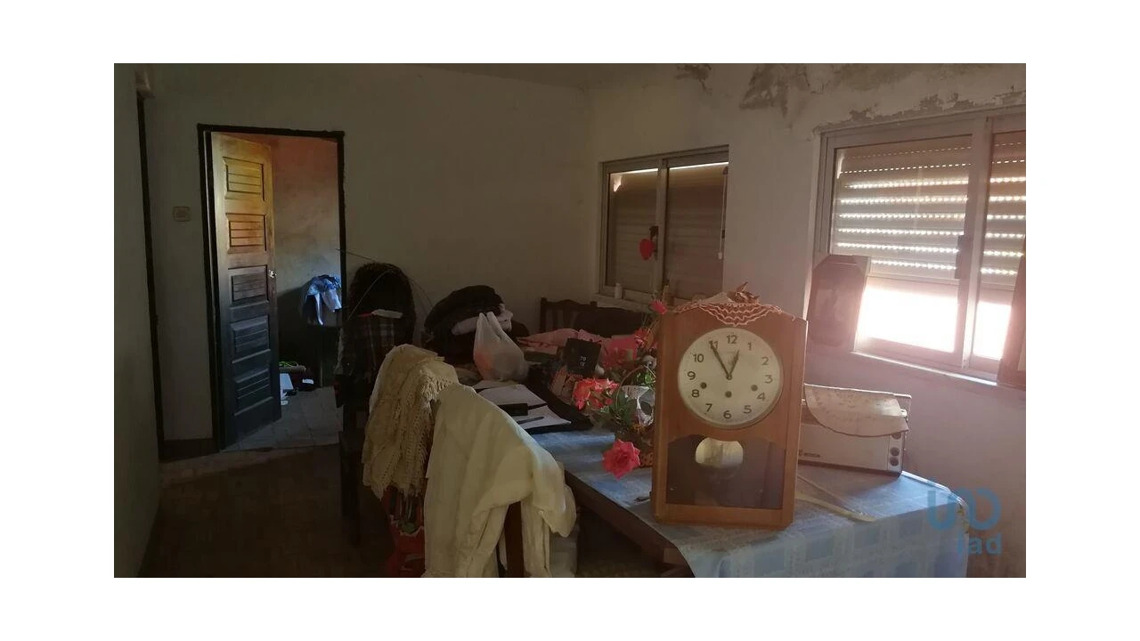 Moradia T3 para Venda em Aguda Foto 8