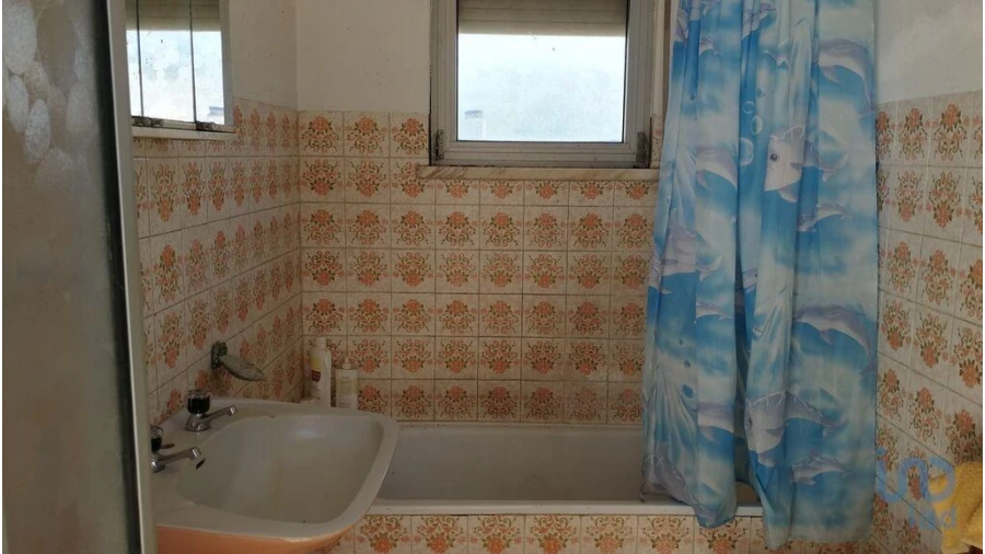 Moradia T3 para Venda em Aguda Foto 10