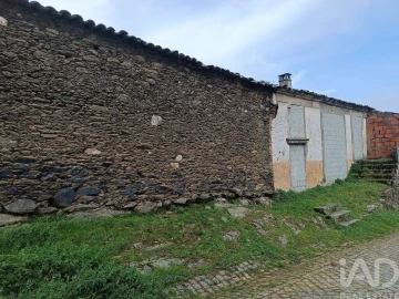 Moradia para Venda em Salsas