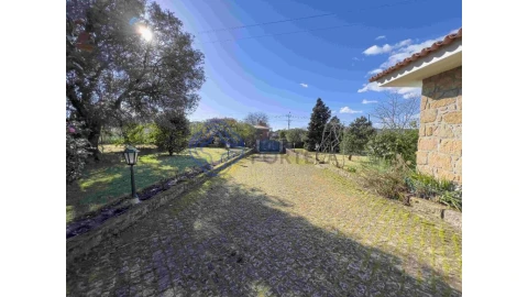 Moradia T5 para Venda em Vila Franca