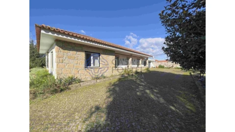 Moradia T5 para Venda em Vila Franca
