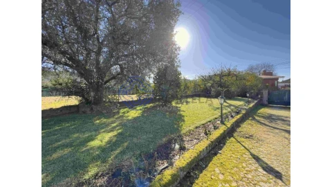 Moradia T5 para Venda em Vila Franca