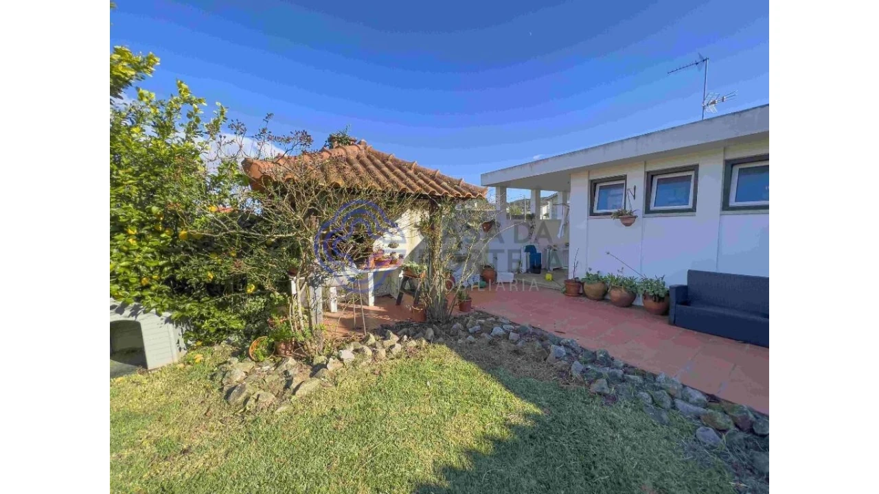 Moradia T5 para Venda em Vila Franca Foto 40