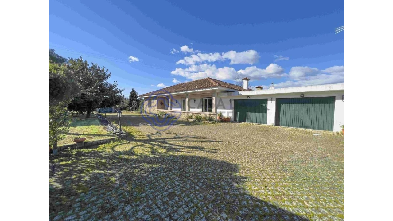 Moradia T5 para Venda em Vila Franca Foto 28