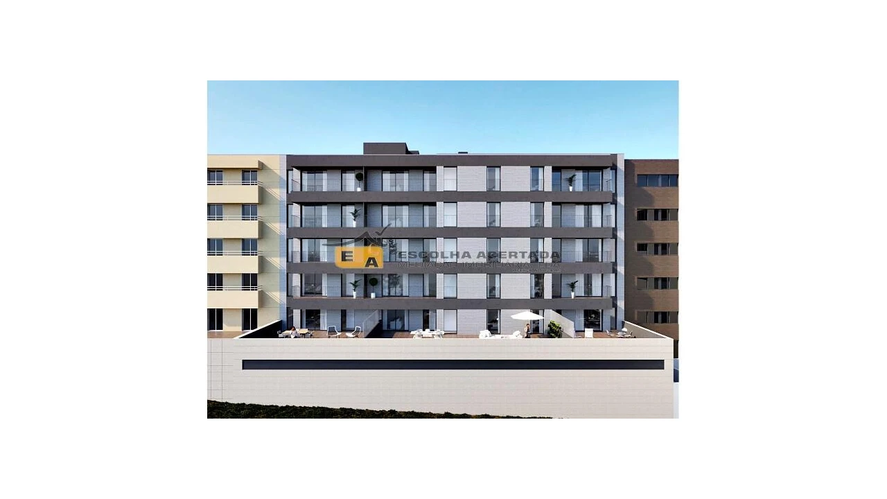 Apartamento T2 para Venda em Castêlo da Maia Foto 11