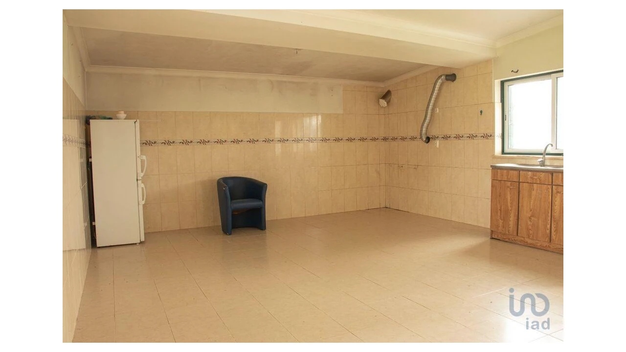 Moradia T3 para Venda em Carregueira Foto 8