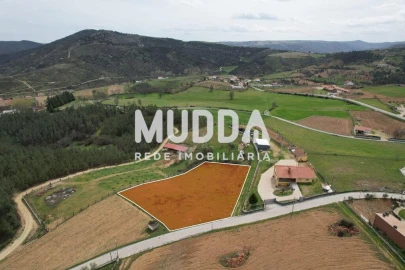 Terreno para Venda em Gimonde