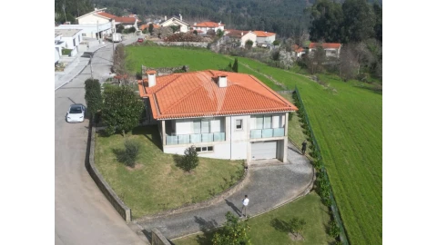 Moradia T4 para Venda em Espinho