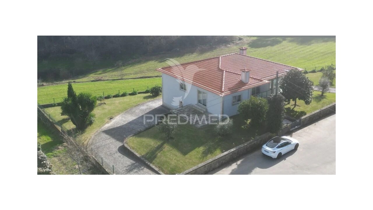 Moradia T4 para Venda em Espinho Foto 20