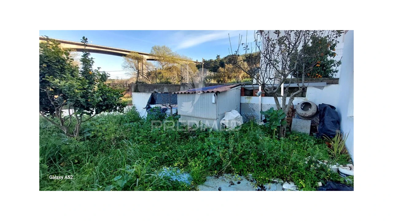 Terreno para Venda em Loures Foto 4