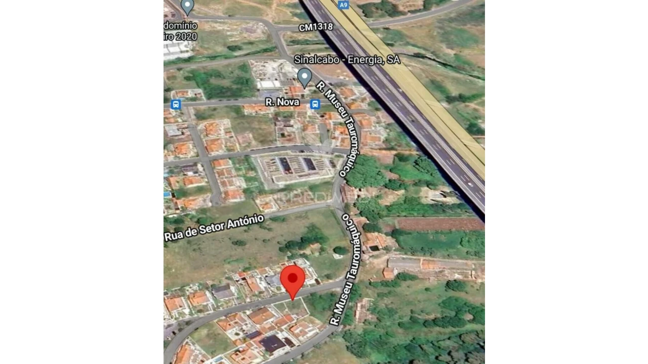 Terreno para Venda em Loures Foto 15