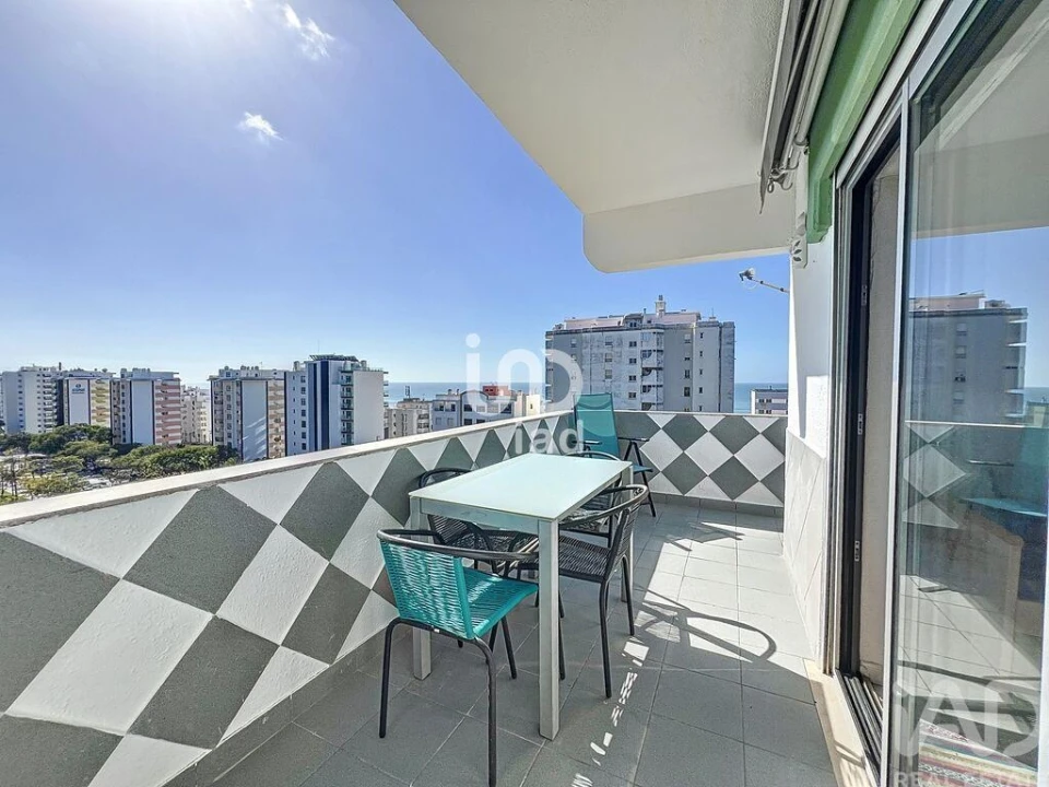 Apartamento T2 para Venda em Quarteira Foto 4