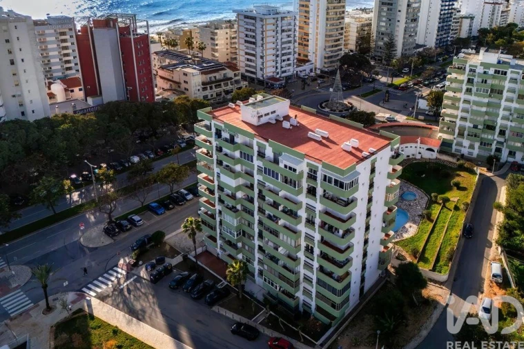 Apartamento T2 para Venda em Quarteira Foto 18