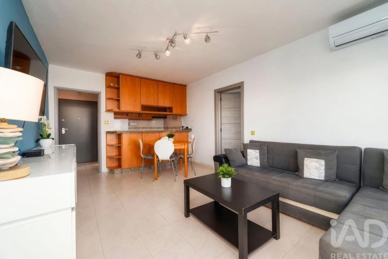 Apartamento T2 para Venda em Quarteira Foto 4