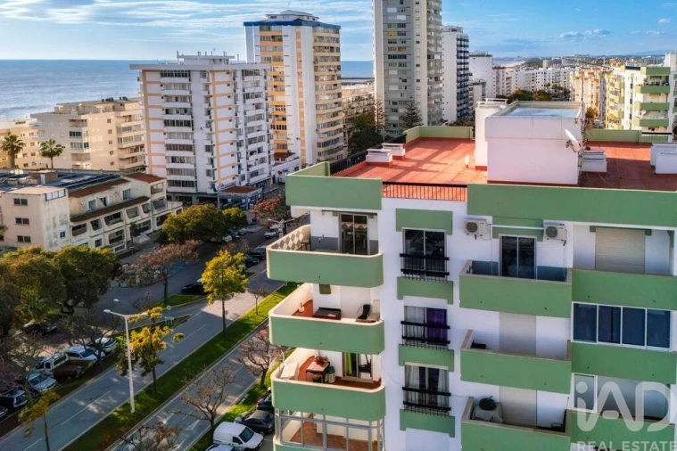 Apartamento T2 para Venda em Quarteira Foto 16
