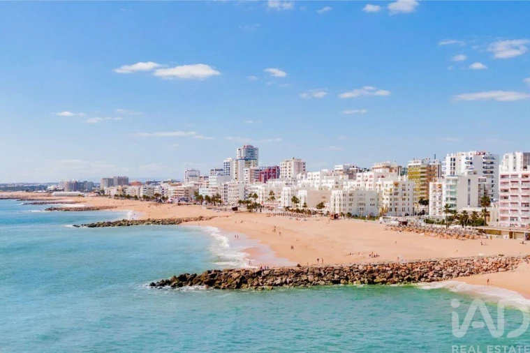 Apartamento T2 para Venda em Quarteira Foto 2