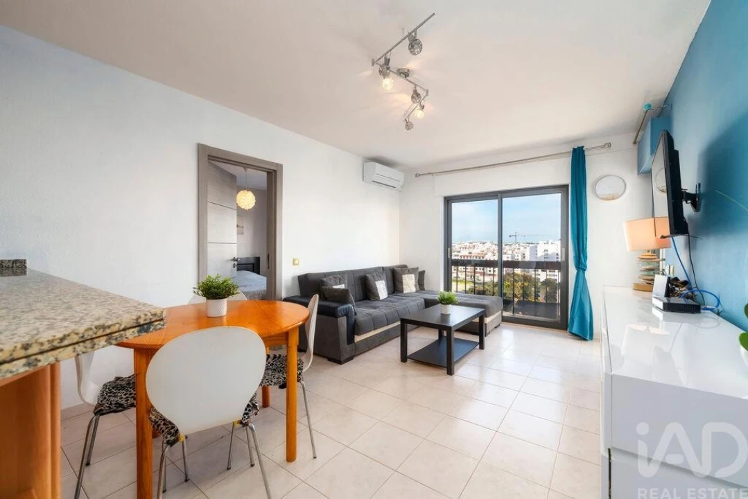 Apartamento T2 para Venda em Quarteira Foto 13