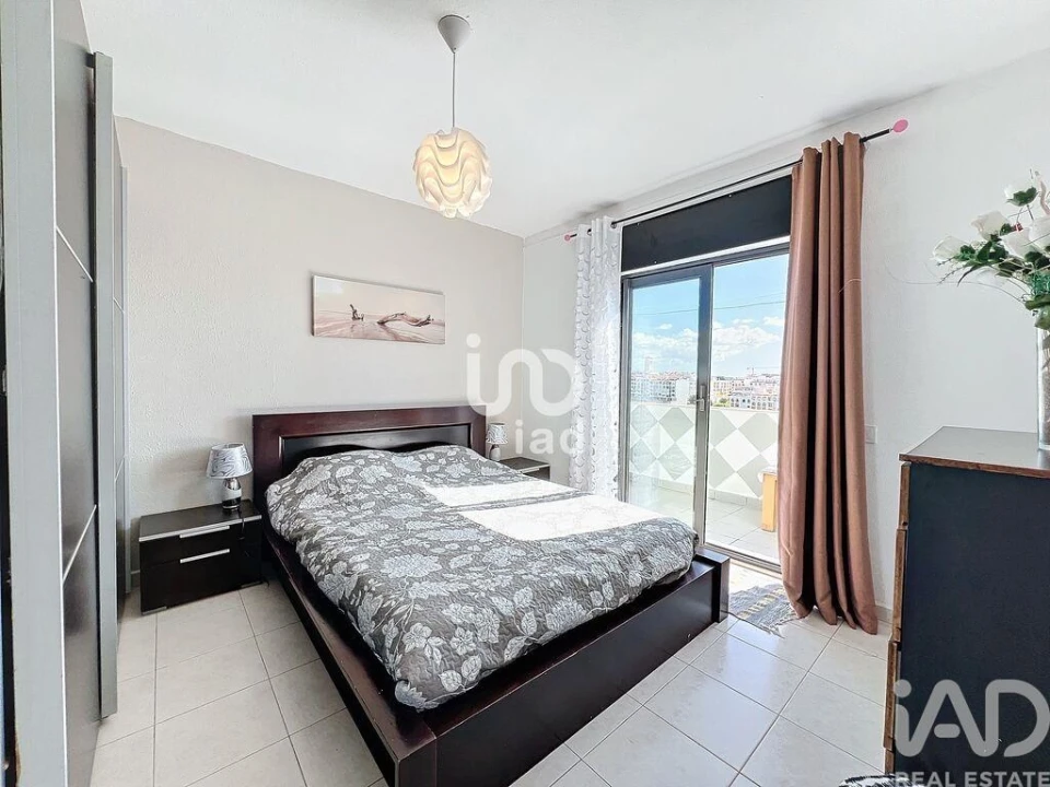 Apartamento T2 para Venda em Quarteira Foto 10