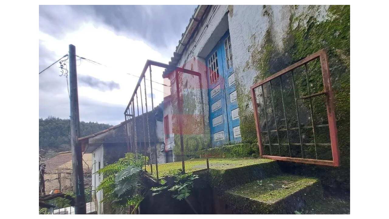 Moradia T2 para Venda em Valbom (São Pedro), Passô e Valbom (São Martinho) Foto 4