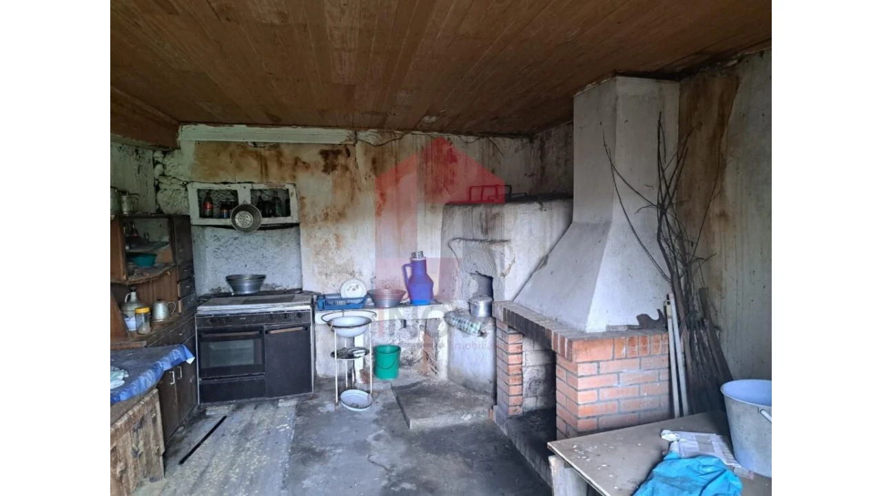 Moradia T2 para Venda em Valbom (São Pedro), Passô e Valbom (São Martinho) Foto 6