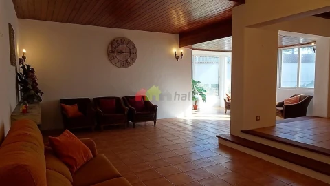 Moradia T6 para Venda em Oeiras e São Julião da Barra, Paço de Arcos e Caxias