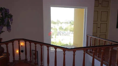 Moradia T6 para Venda em Oeiras e São Julião da Barra, Paço de Arcos e Caxias