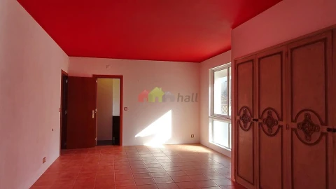 Moradia T6 para Venda em Oeiras e São Julião da Barra, Paço de Arcos e Caxias