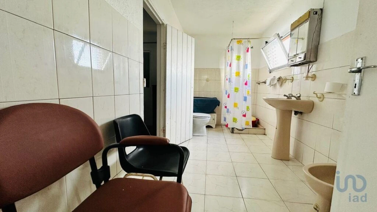 Moradia T7 para Venda em Arco de São Jorge Foto 11